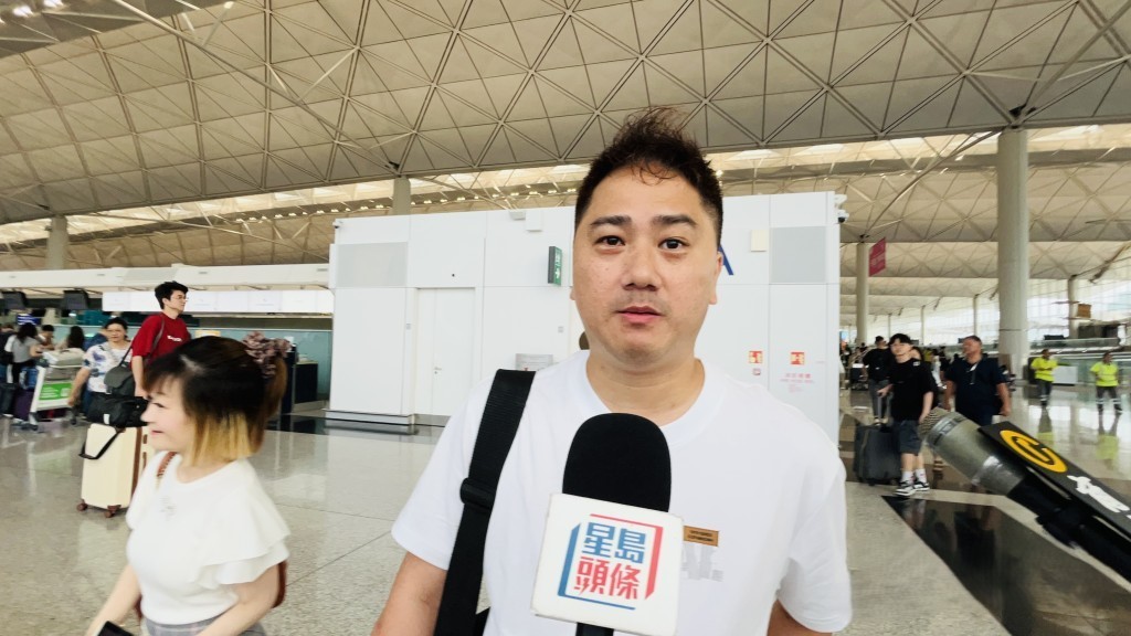梁先生如期出發,並不擔心志地震的傳言 梁先生如期出發,並不擔心志地震的傳言