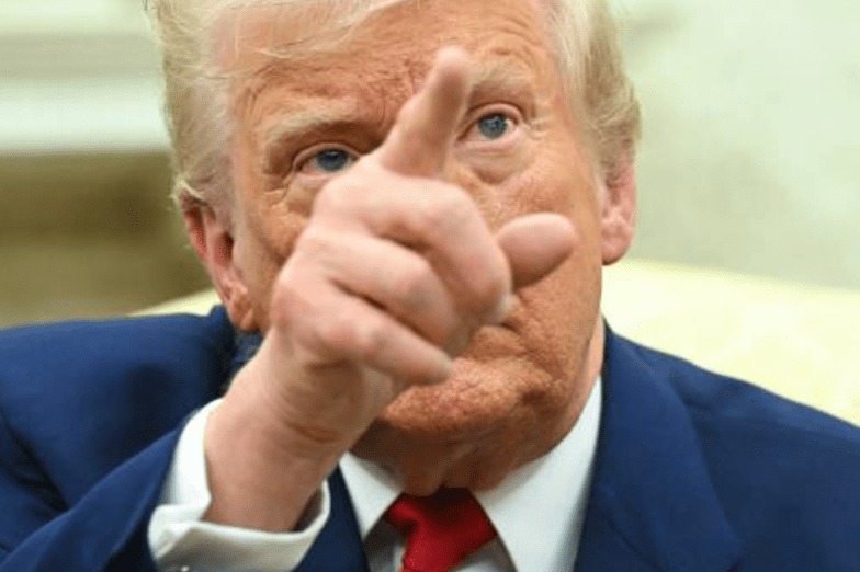 特朗普政策混亂，各國央行減持美債轉投黃金。