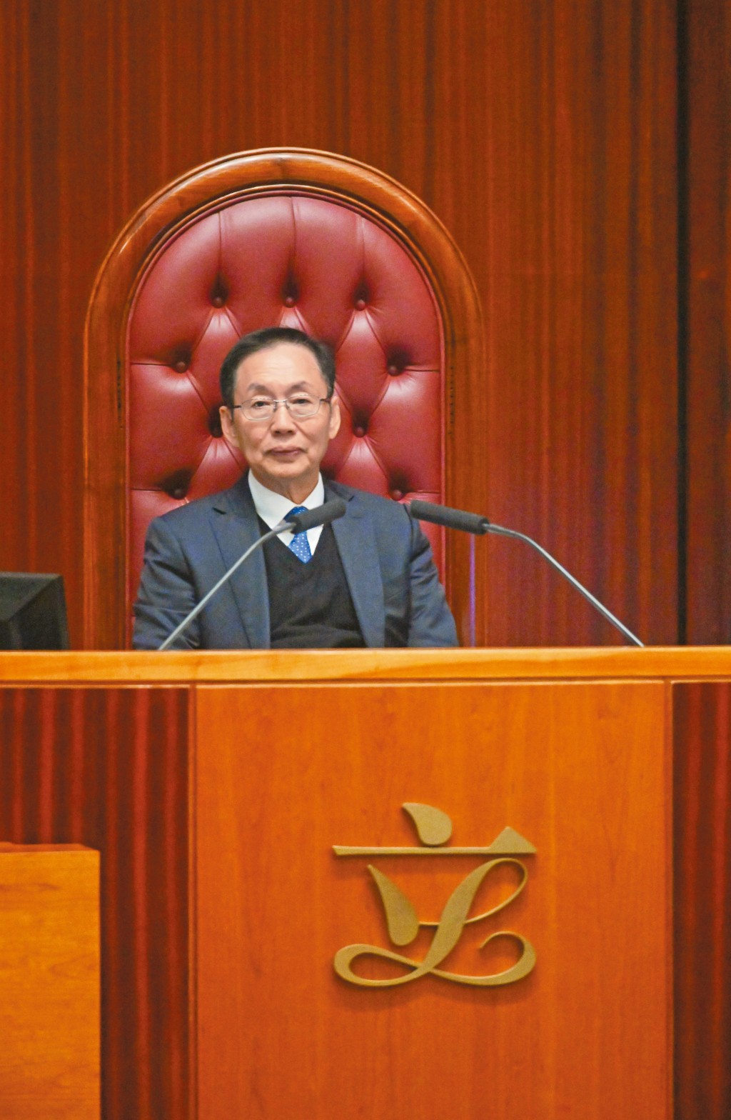 陳健波寄語新一屆議員除了監察政府施政,亦有責任對公眾廣泛宣傳立法會的重要性及工作成績。 陳健波寄語新一屆議員除了監察政府施政,亦有責任對公眾廣泛宣傳立法會的重要性及工作成績。