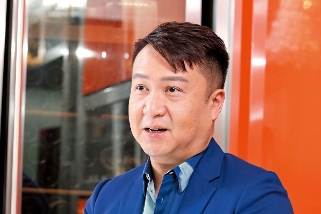 黃德几指選擇高息股不能只看表面收益率，還須考量實際收益率、股價穩定性，以及可持續派息能力。