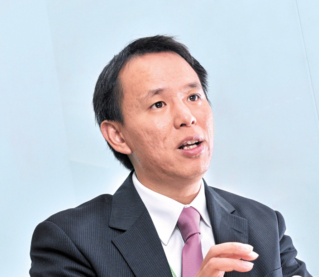 恒生首席市場策略員溫灼培表示,各大央行對黃金需求有增無減,投資者不妨現在入市,金價不難重上五千美元。 恒生首席市場策略員溫灼培表示,各大央行對黃金需求有增無減,投資者不妨現在入市,金價不難重上五千美元。