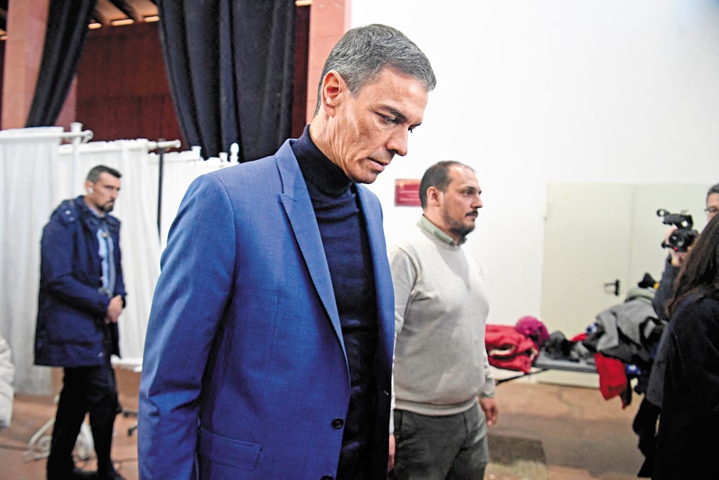 桑切斯在妻子、弟弟及親信的貪腐案件中,無法為自己完全洗清關係,相信他連任首相的機會已十分渺茫。 桑切斯在妻子、弟弟及親信的貪腐案件中,無法為自己完全洗清關係,相信他連任首相的機會已十分渺茫。