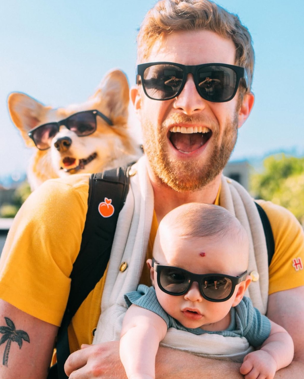 Bryan與自己的愛犬Maxine和兒子。 Bryan與自己的愛犬Maxine和兒子。