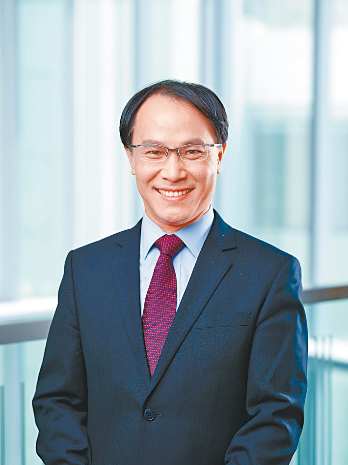李兆波相信，淘寶「一件包郵」將吸引更多香港市民轉向網購，進一步分薄本地傳統零售商的生意。