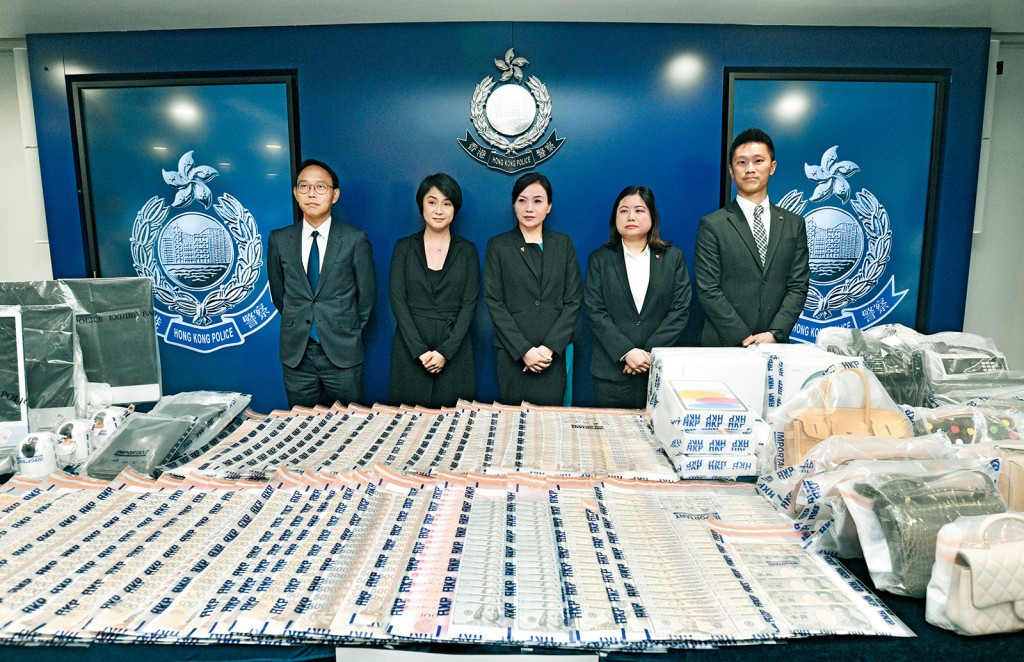 證監會及警方就JPEX涉嫌詐騙案展開行動,截至十一月二十六日,共六十六人被捕。 證監會及警方就JPEX涉嫌詐騙案展開行動,截至十一月二十六日,共六十六人被捕。