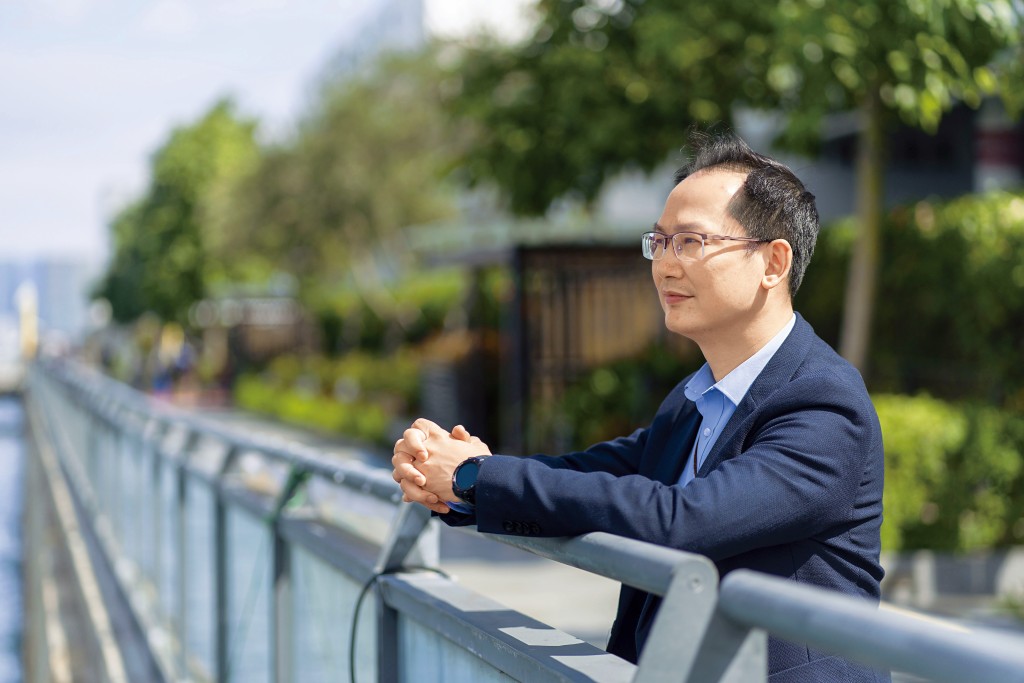 '也許發展不如別人快,但每一步都走得很實在。' '也許發展不如別人快,但每一步都走得很實在。'