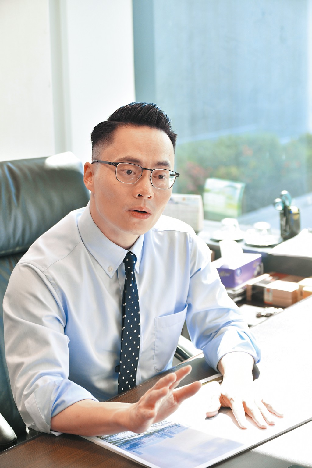 立法會議員梁熙表示,警方與食環署加強聯合執法,是有效打擊自提點亂象的方法。 立法會議員梁熙表示,警方與食環署加強聯合執法,是有效打擊自提點亂象的方法。