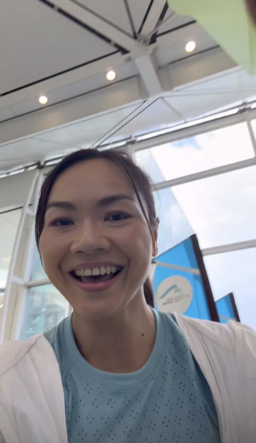 李慧詩退役後生活多姿多彩，早前就去運動館試玩。