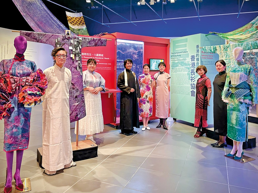 香港長衫協會受邀參與 「2024港澳視覺藝術雙年展」，團隊運用傳統長衫工藝傳統工藝，融合數碼提花織造技術，設計出四組長衫。