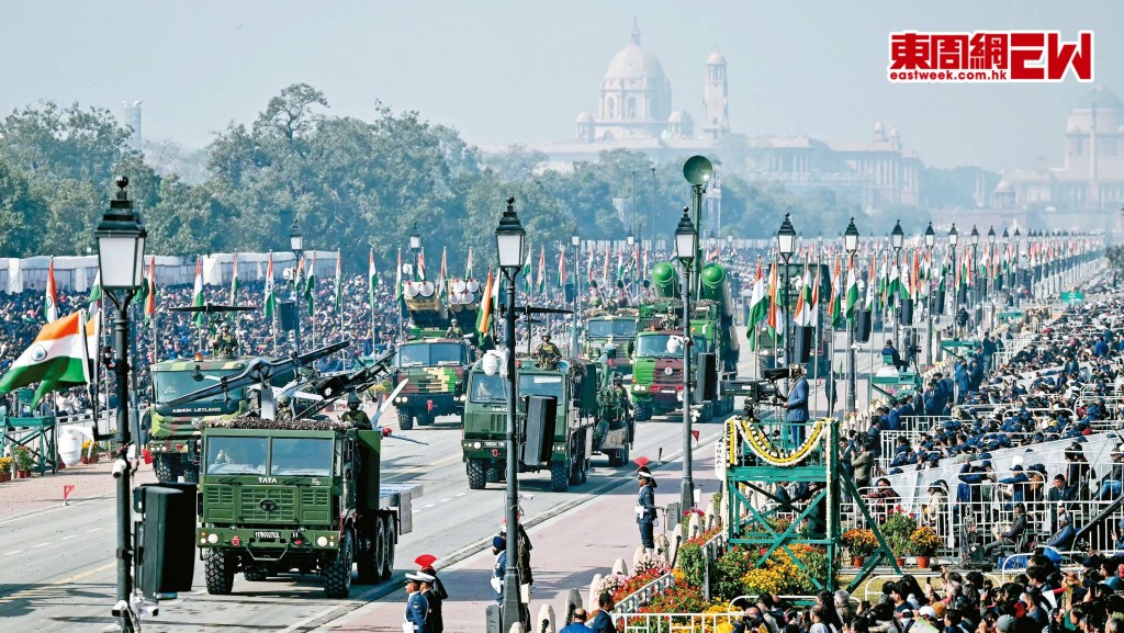 印度早前舉行第七十七屆共和國日閱兵儀式，展示自主研發的最新武器。