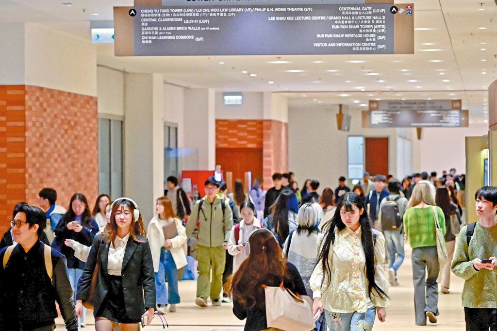 港府積極打造留學香港品牌，吸引世界各地學生來港升讀大學，在學生宿舍不足下，勢推高住宅租金。
