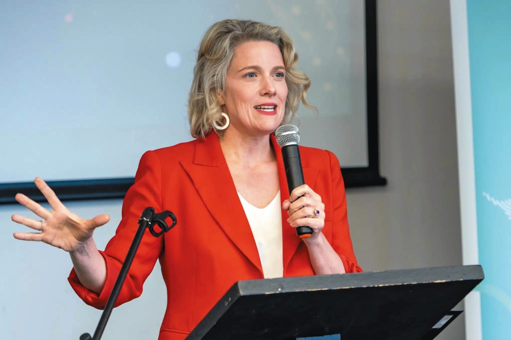 澳洲房屋部長奧尼爾 澳洲房屋部長奧尼爾