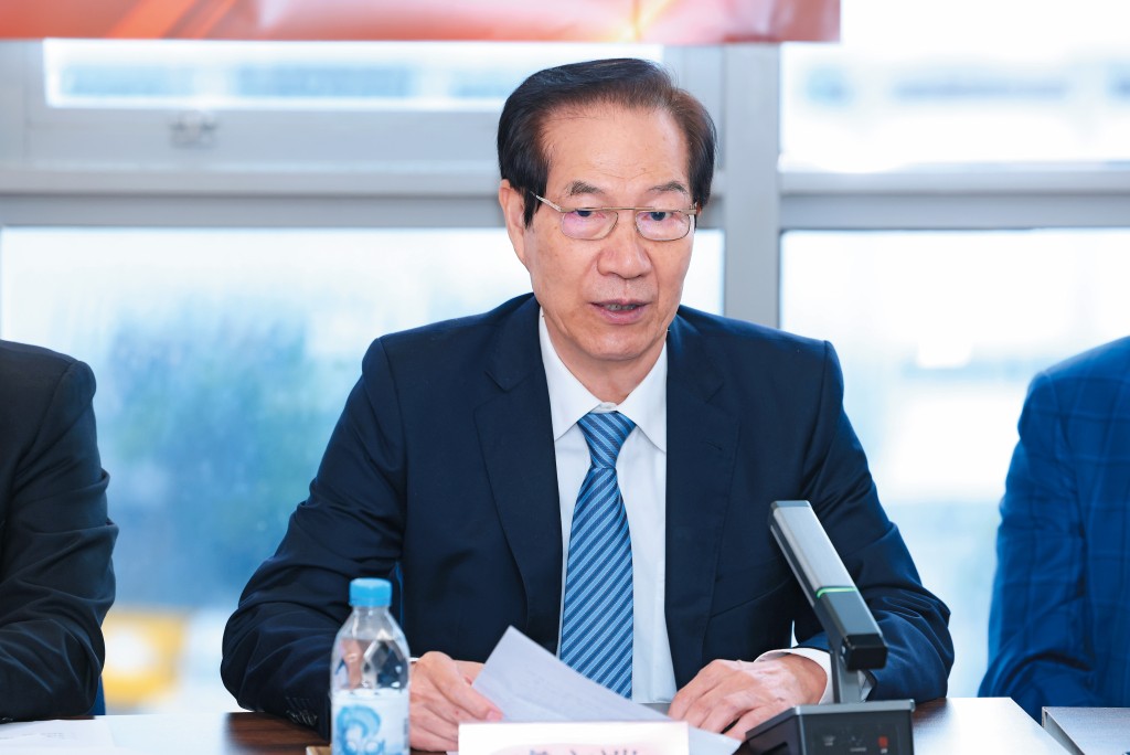 民建聯內盛傳自二〇一五年起擔任監察委員會主席的盧文端萌生退意。