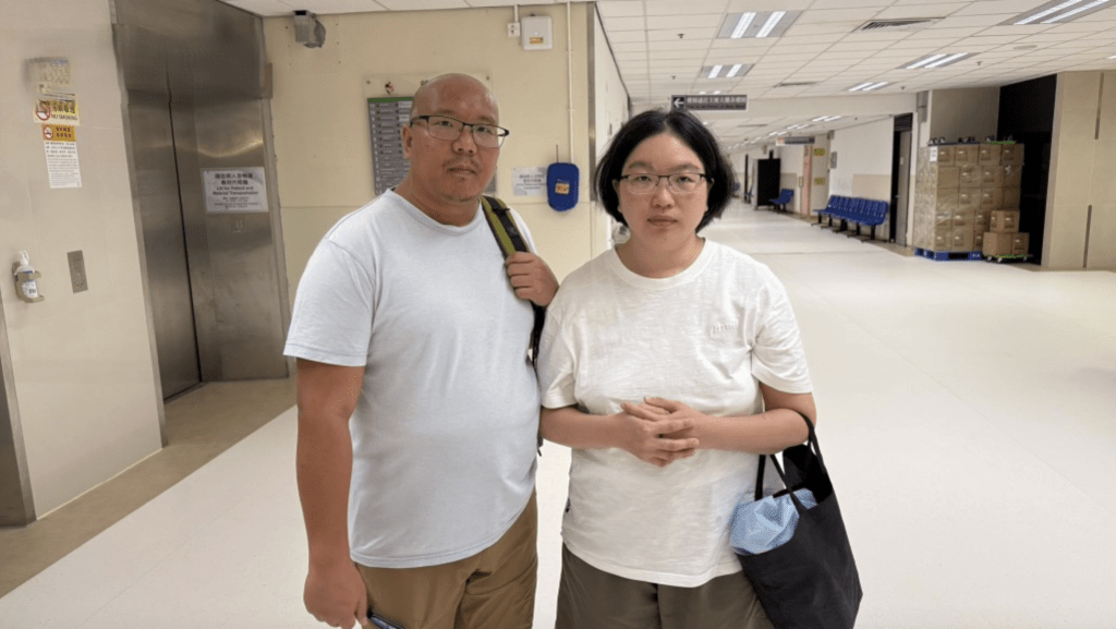 非常父母早前到醫院探望Danny情況。  