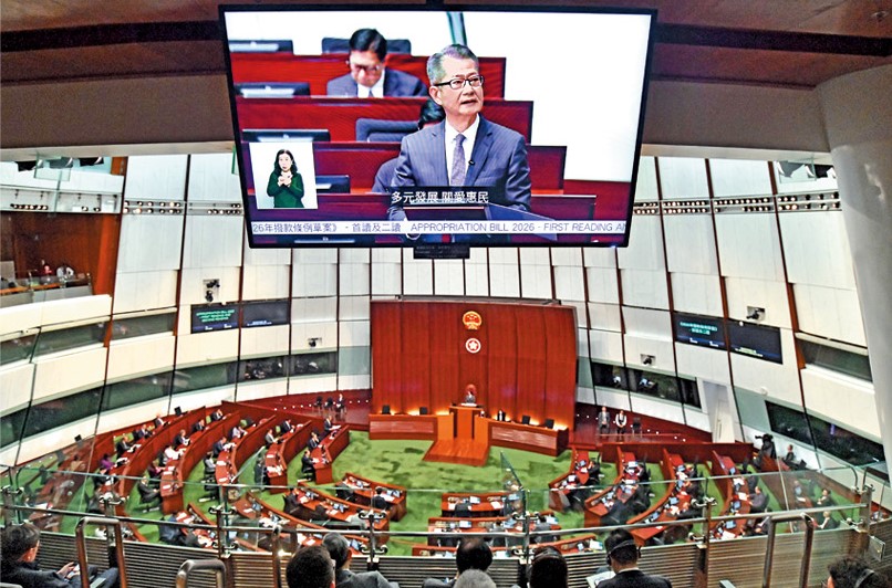 政府宣布電動私家車「一換一」計劃在今年三月三十一日屆滿後不再繼續。