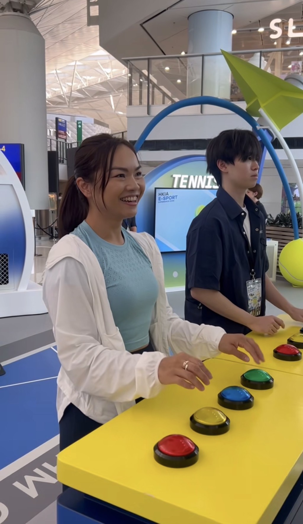 運動館試玩。