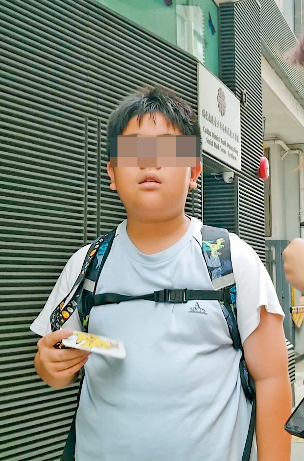 在「明愛賓館」寄宿的學生,包括來自余振強紀念第二中學(上)及聖伯多祿天主教小學(下)。 在「明愛賓館」寄宿的學生,包括來自余振強紀念第二中學(上)及聖伯多祿天主教小學(下)。