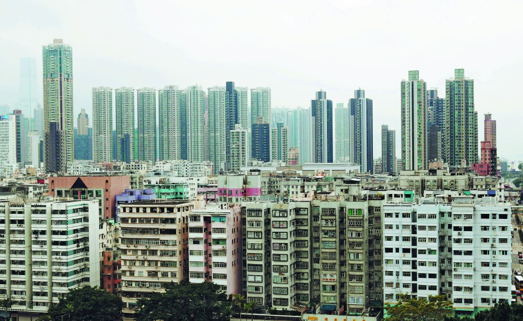 安老按揭計劃可以用作退休理財，退休人士可將其擁有的香港住宅物業抵押給貸款機構 （如銀行），以獲得按揭貸款。