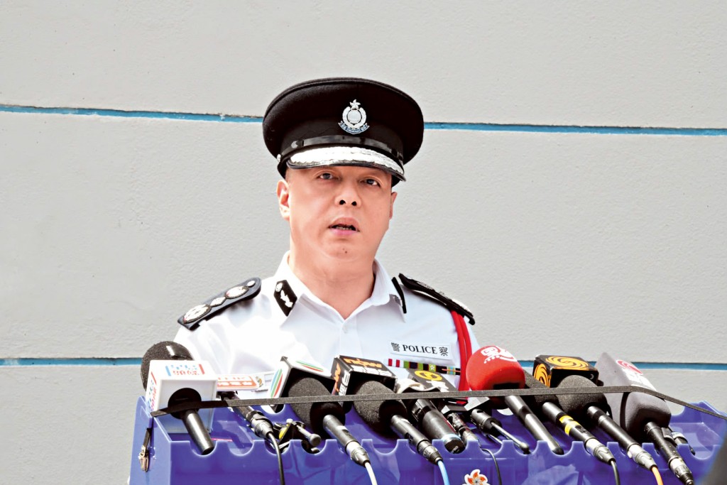 警務處處長周一鳴表示，已依法將涉案的銀行戶口內及相關的款項凍結。