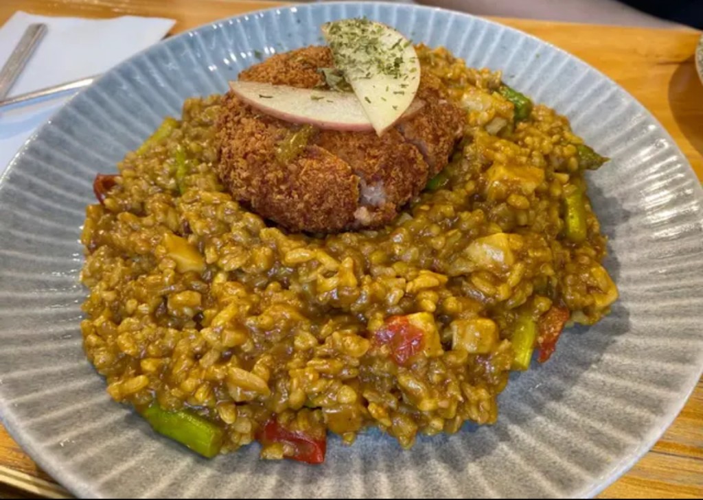 日式咖哩吉列豬扒意大利飯 $98 日式咖哩吉列豬扒意大利飯 $98
