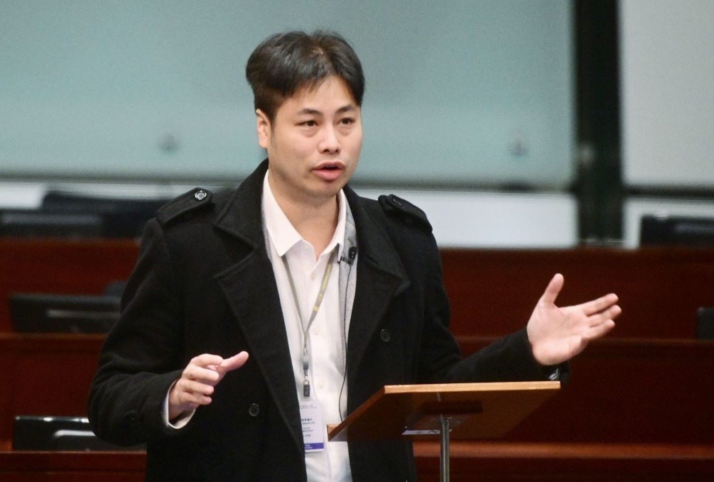 立法會議員何俊賢早前向政府查問，過去4年有否發現市民攜帶「汆水」肉類過關的個案。