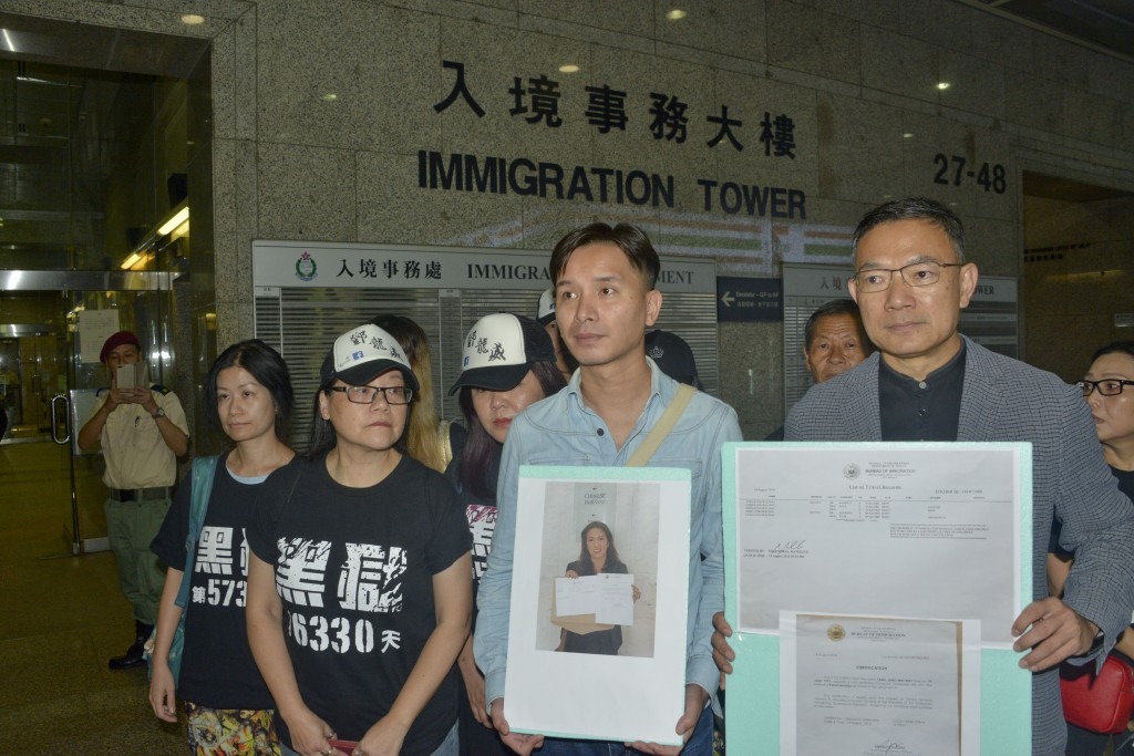 鄧龍威的家人多年來堅持為他翻案。