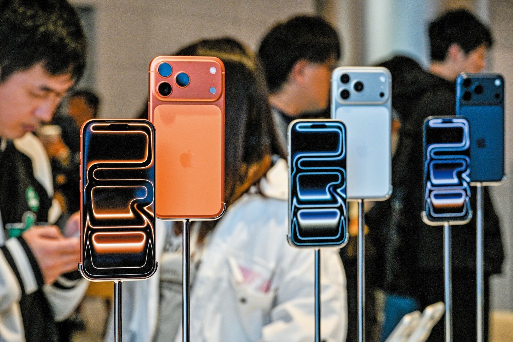 庫克將iPhone的變現能力推向顛峰，更成功推動蘋果進軍健康服務、智慧手錶、串流媒體及金融服務等新領域。