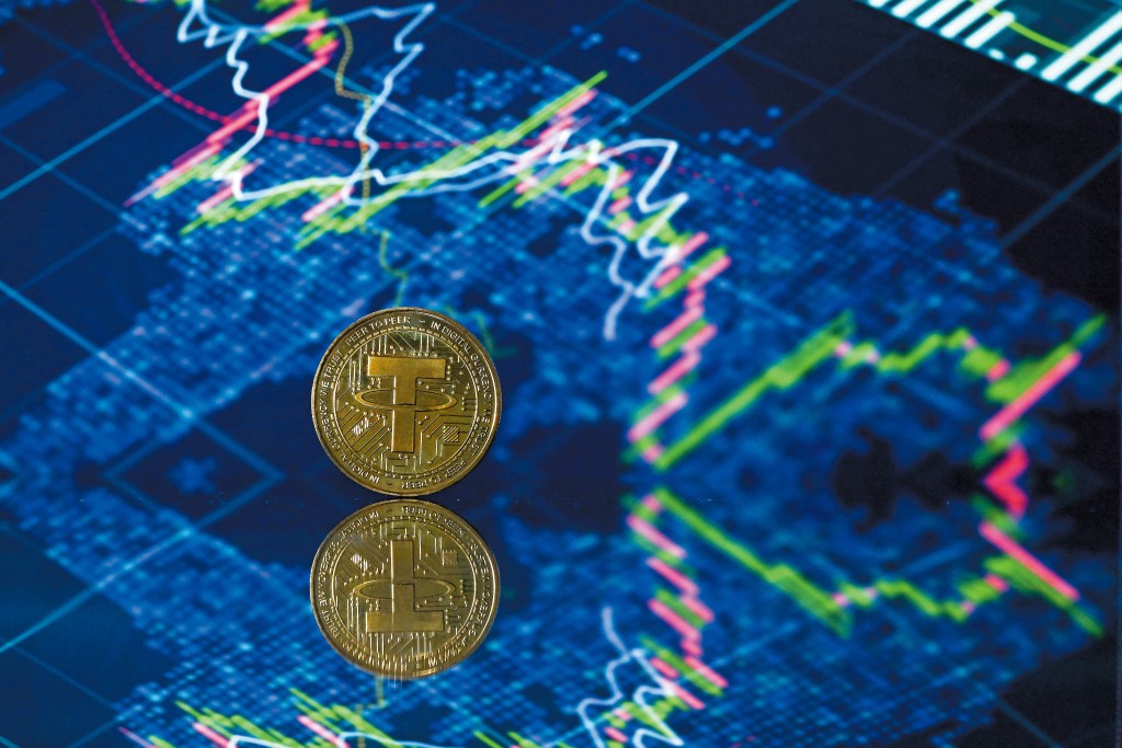 截至九月底,Tether總計持有約一百一十六噸,價值逾一百四十億美元,規模堪比韓國、匈牙利等國官方黃金儲備。 截至九月底,Tether總計持有約一百一十六噸,價值逾一百四十億美元,規模堪比韓國、匈牙利等國官方黃金儲備。