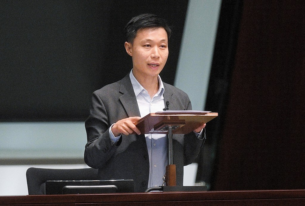 林振昇收到多宗涉及外判工友反映裝備問題的投訴，可見並非單一事件。