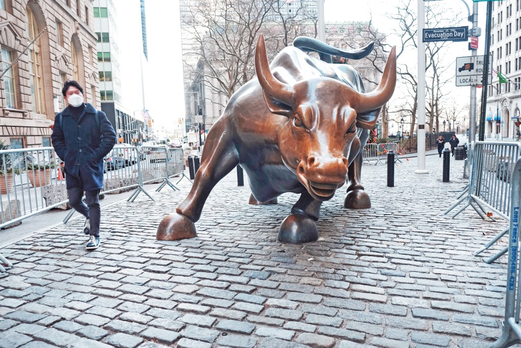 華爾街憂慮AI泡沫,拖累整體投資市場表現。 華爾街憂慮AI泡沫,拖累整體投資市場表現。