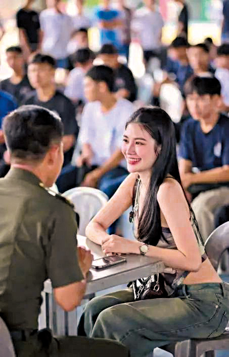泰國徵兵最吸睛之處莫過於一眾跨性別「佳麗」性感現身。