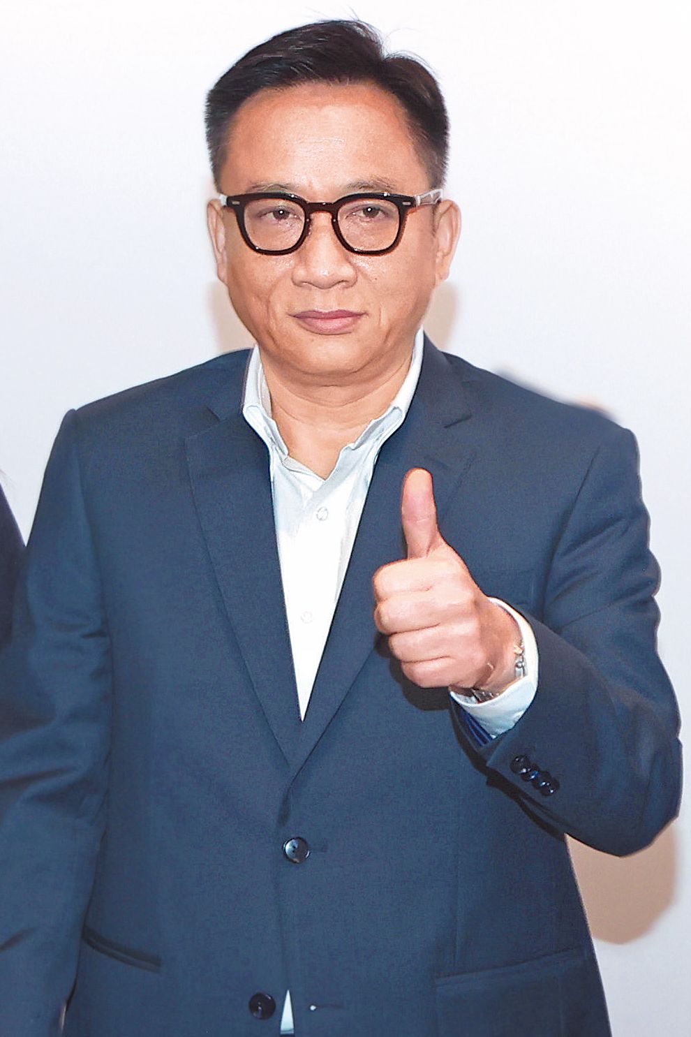 龍豐回應本刊時稱,銷售寶可夢卡盒「旨在以合理的市場價格滿足顧客需求」。圖中為龍豐老闆謝少海。 龍豐回應本刊時稱,銷售寶可夢卡盒「旨在以合理的市場價格滿足顧客需求」。圖中為龍豐老闆謝少海。