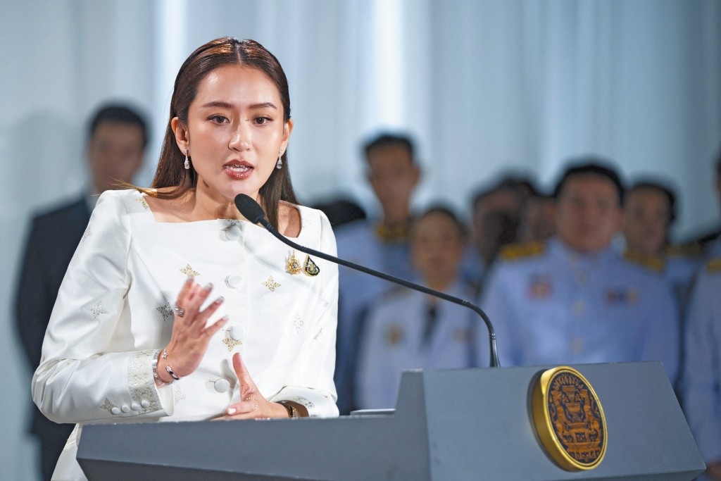 總理佩通坦為鞏固父親他信的農民支持者，全力推動收緊大麻至醫療用途。