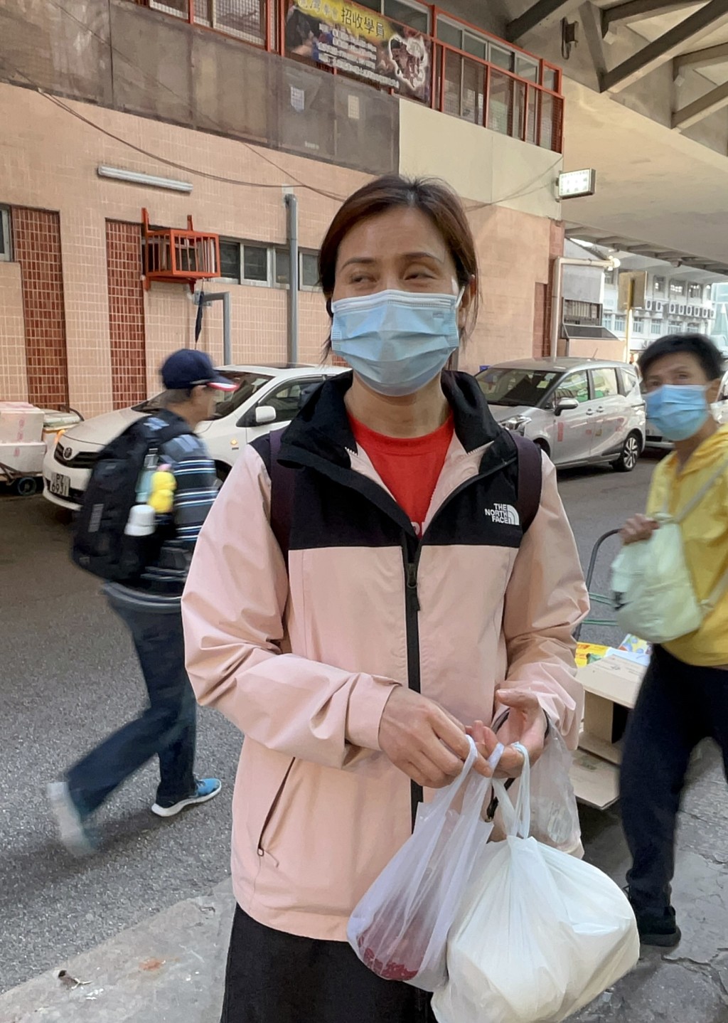 儲女士認為食環署的執法行動正確。