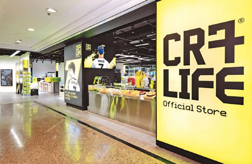 時代廣場近年積極求變,例如引入C朗全球首間 『CR7 LIFE旗艦店』,希望吸引人流到中層。 時代廣場近年積極求變,例如引入C朗全球首間 『CR7 LIFE旗艦店』,希望吸引人流到中層。