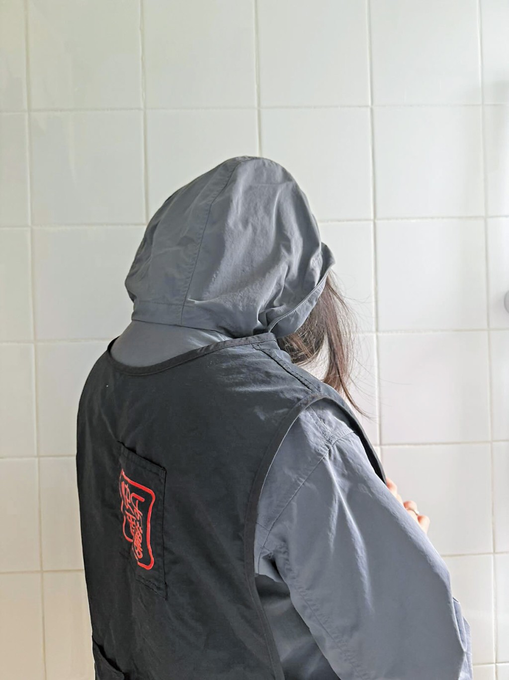 本刊早前成功聯絡網上爆料的員工張小姐（化名）。