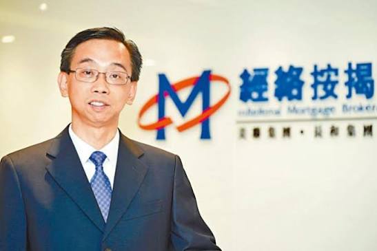 曹德明認為HIBOR回落空間有限，除非再有資金流入香港，HIBOR或有望於短期內反覆回落，惟短期內難重返6月份約半厘的低位。