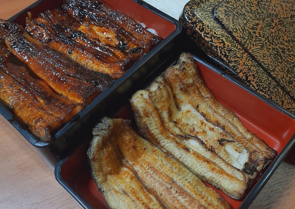 在鰻魚割烹山田，可嘗到蒲燒及白燒兩款鰻魚口味。