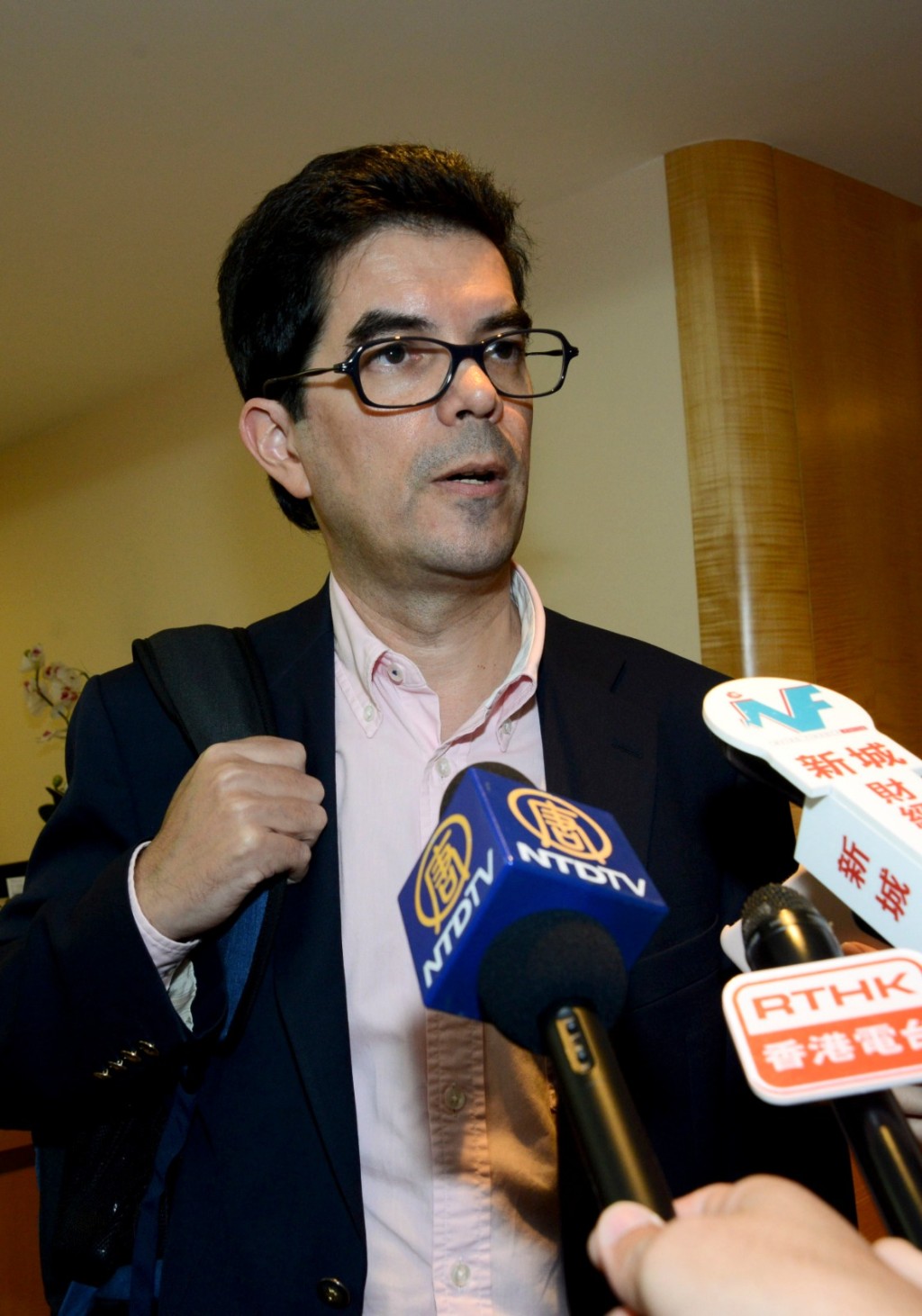 善長價值投資的「股壇長毛」David Webb亦看好佐丹奴,一度成為持股逾5%的第二大股東。 善長價值投資的「股壇長毛」David Webb亦看好佐丹奴,一度成為持股逾5%的第二大股東。