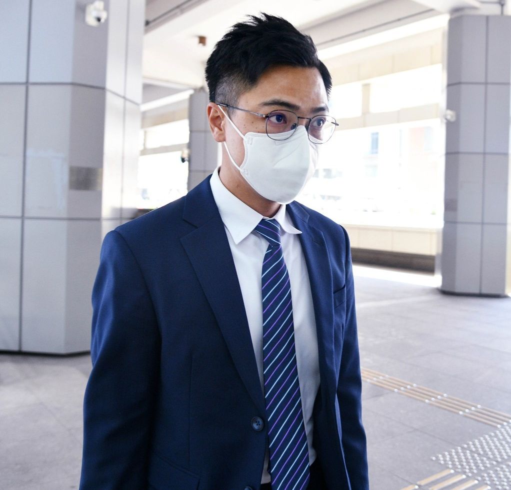 現任警長林津當日負責拘捕鄺港智。