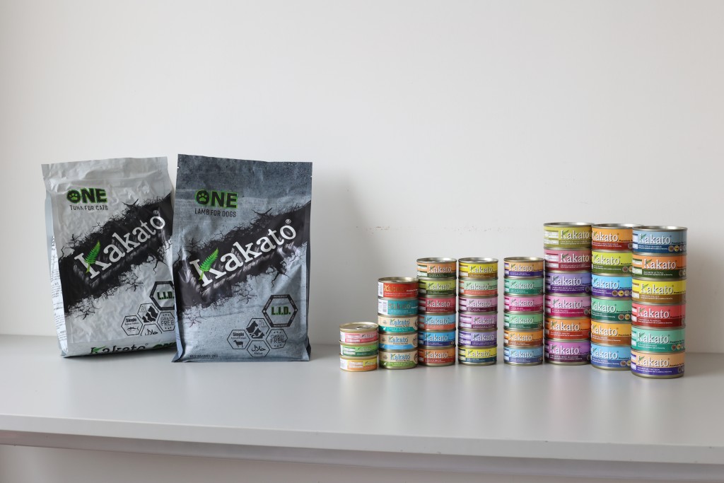 善心人可以到Kakato動物食物銀行購買寵物食品送動物救援團體，動物食物銀行會按比例加大送贈額。
