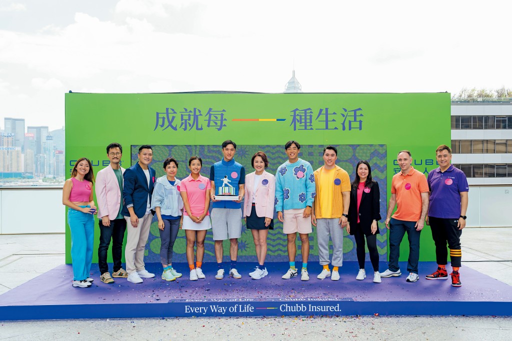 安達人壽首次委任四位香港運動員為公司品牌大使,包括高爾夫運動員陳芷澄、劍擊運動員蔡俊彥、香港體操運動員吳翹充和網球運動員黃澤林。 安達人壽首次委任四位香港運動員為公司品牌大使,包括高爾夫運動員陳芷澄、劍擊運動員蔡俊彥、香港體操運動員吳翹充和網球運動員黃澤林。