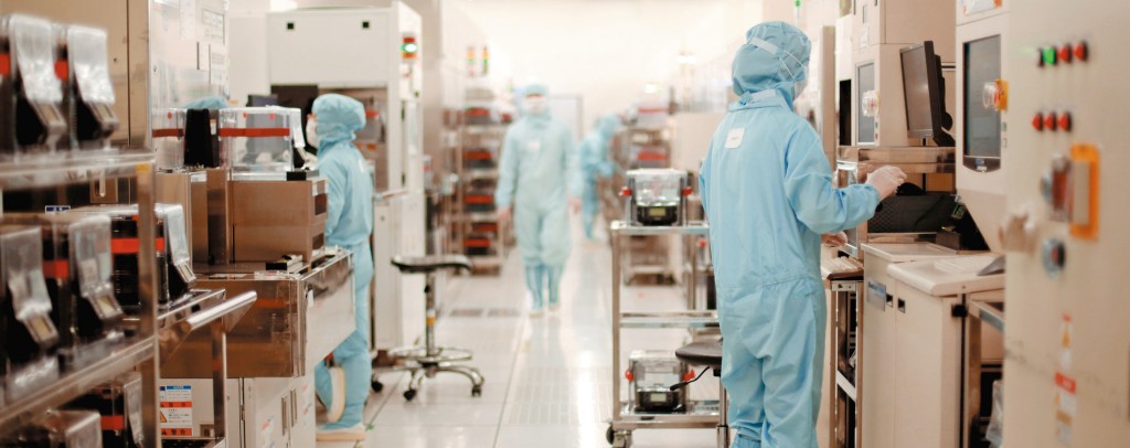 DeepSeek不單為國產AI芯片廠商提供了技術驗證和商業化機會，還幫助雲計算公司及運營商實現服務升級與收入增長。