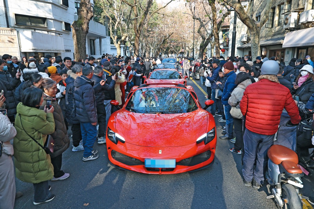 富二代駕豪車「炸街」行為很快就受到制止。