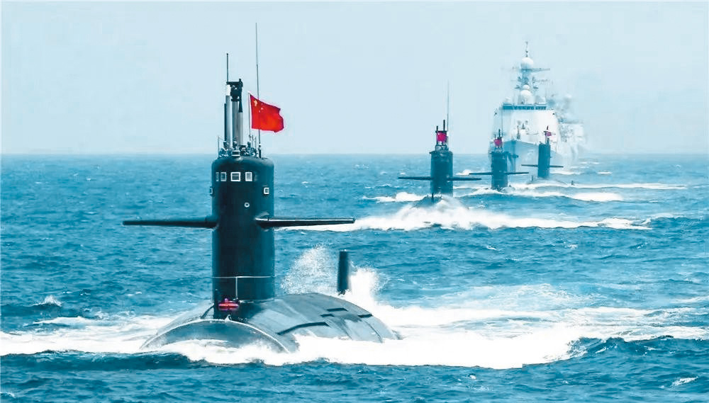 中國海軍擁有三百多艘戰艦及潛艇,數量世界第一。 中國海軍擁有三百多艘戰艦及潛艇,數量世界第一。