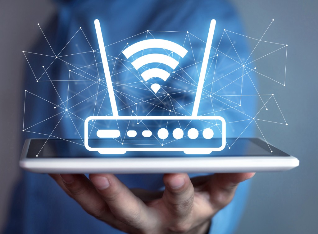 1O1O HOME提供「一日上門技術諮詢」服務，優先為客戶上門解決家居網絡、收費電視以及固網電話等技術疑難，最快一日上門。