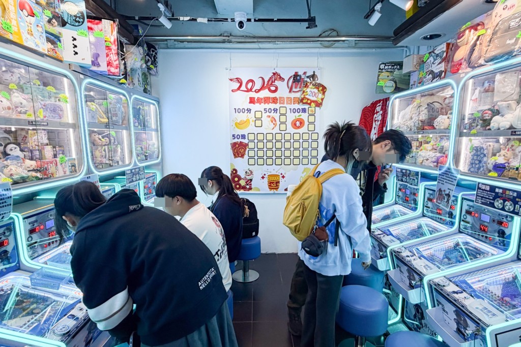 食環署指，過去三個月共接獲17宗有關無牌經營彈珠機店的投訴。