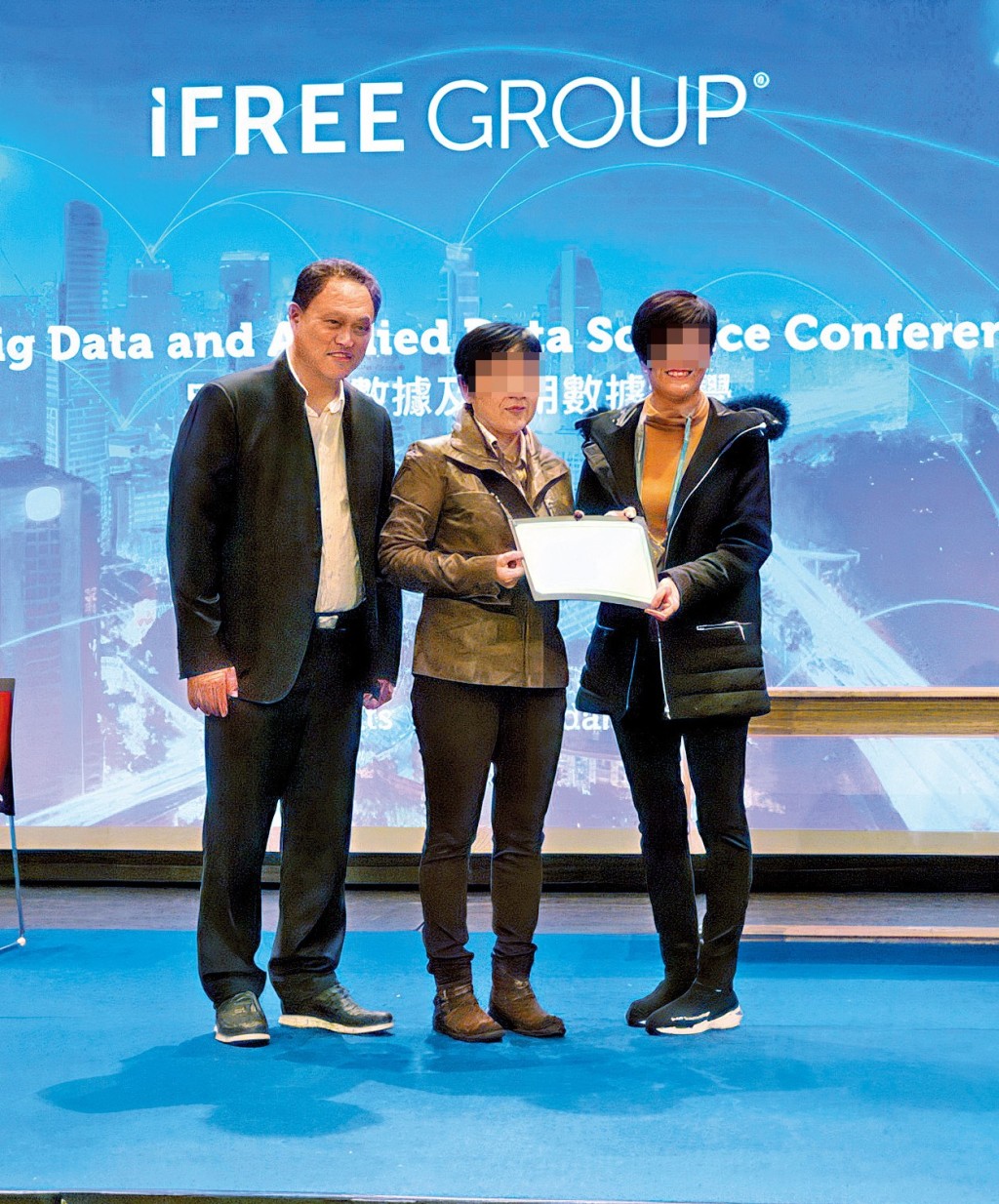 iFREE GROUP董事總經理謝廣富（左），過往經常出席公司活動。