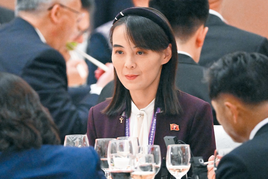 金與正藉着兄長的關係躋身北韓權力核心。 金與正藉着兄長的關係躋身北韓權力核心。