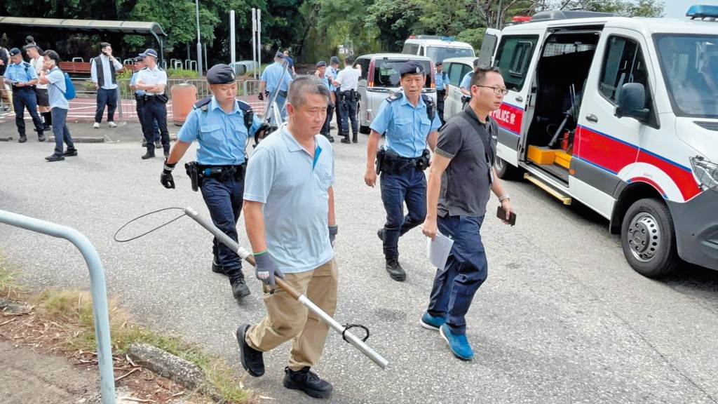 漁護署及警方早前在案發現場一帶，展開為期五天的捕捉狗隻行動。